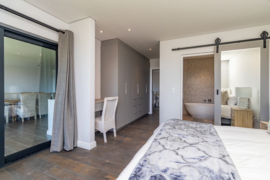 4 Bedroom Property for Sale in The Hill Western Cape